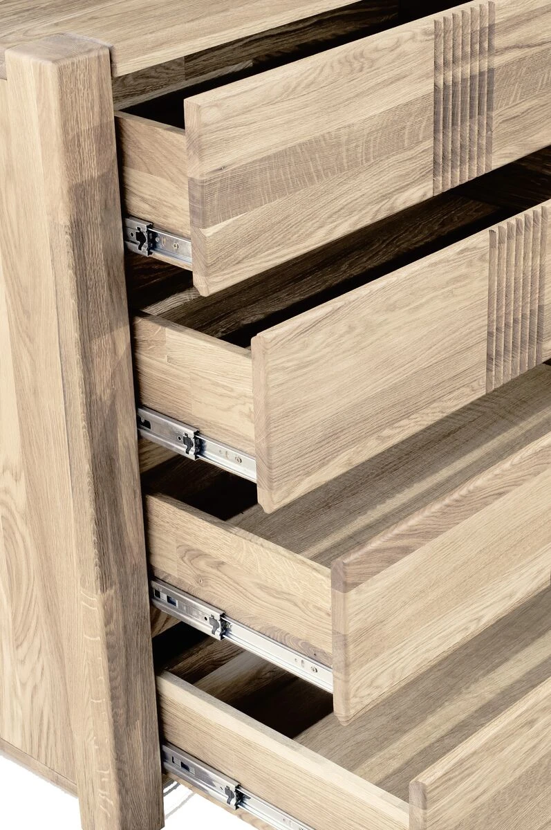 Lipasto Valeria, Tammi - Image 4